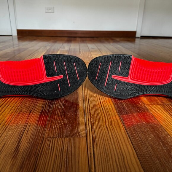 Men's Size 9 Nike Metcon 9 training shoe in Bright Crimson/Volt/Black - Picture 11 of 12